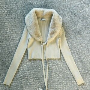 Zara Cream Ribbed Cardigan with Faux Fur Collar